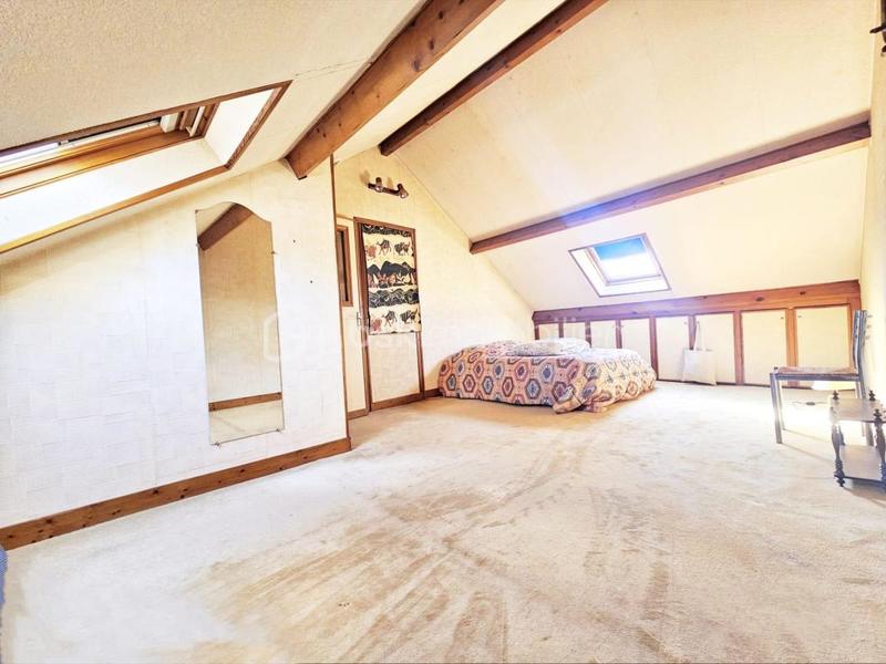 Maison traditionnelle - 95 m² - 4 pièces