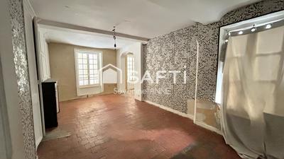 Local commercial - 161 m² - 7 pièces