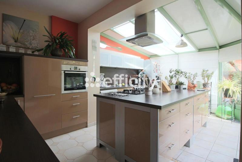 Maison - 160 m² - 6 pièces