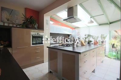 Maison - 160 m² - 6 pièces