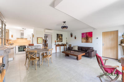 Appartement - 75 m² - 3 pièces