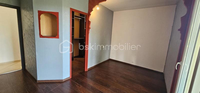 Maison - 102 m² - 7 pièces