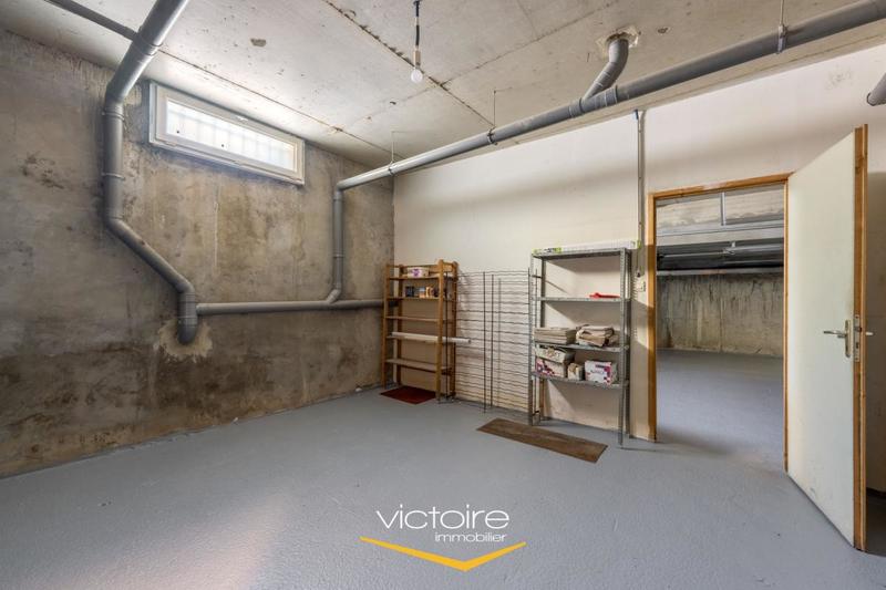 Château - 123 m² - 7 pièces