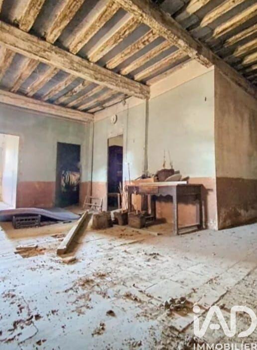 Maison - 340 m² - 4 pièces