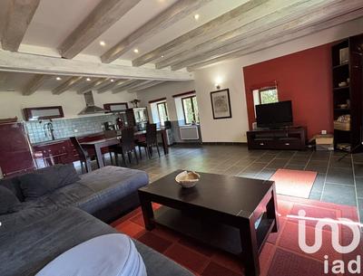 Maison - 278 m² - 12 pièces