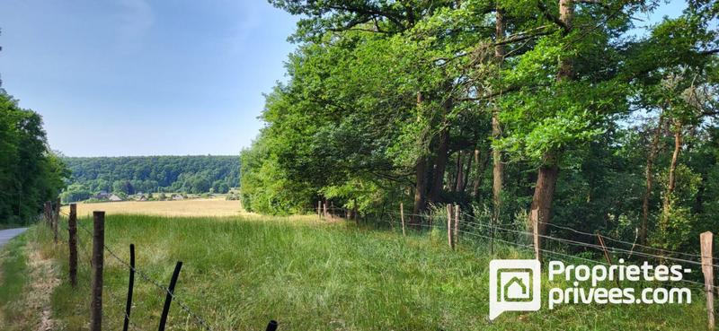 Terrain constructible - 1 200 m²