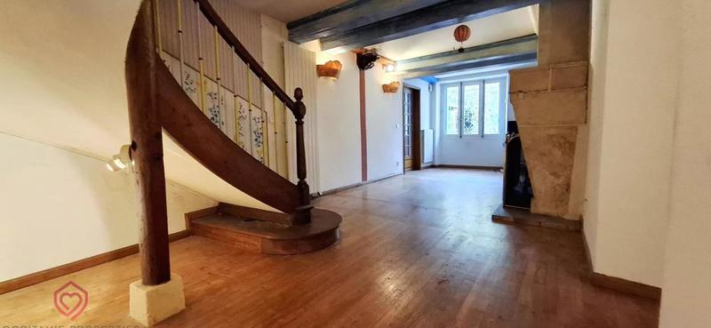 Maison de village - 249 m² - 12 pièces