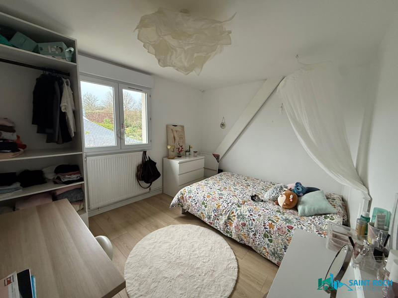 Maison - 177 m² - 7 pièces