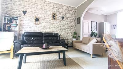 Maison - 130 m² - 8 pièces