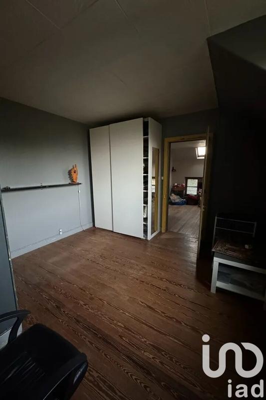 Maison - 220 m² - 11 pièces