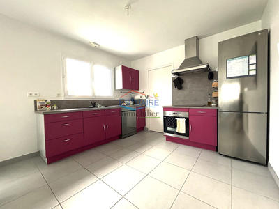 Maison - 95 m² - 4 pièces