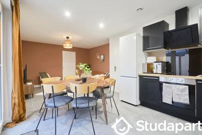 Chambre - 12 m² - 1 pièce