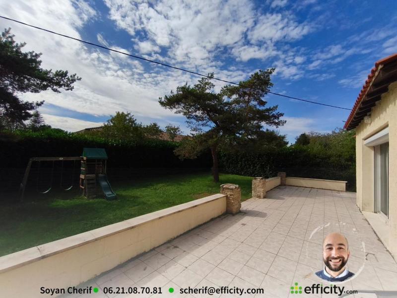 Maison - 99 m² - 5 pièces