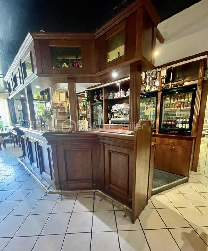 Local commercial - 226 m² - 5 pièces