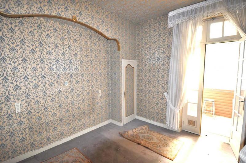 Maison - 300 m² - 8 pièces