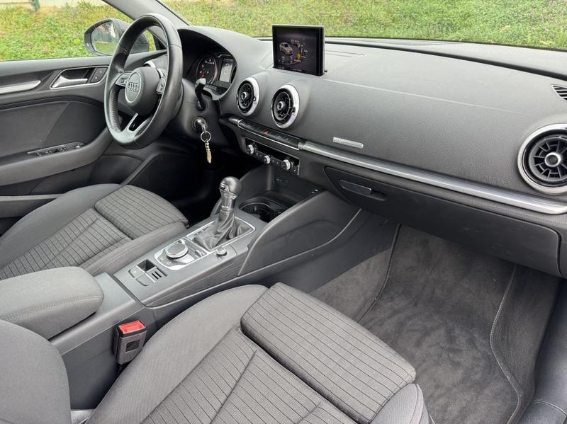Audi A3 Limousine III 1.4 Tfsi 150 s-Tronic7 Design - Automatique