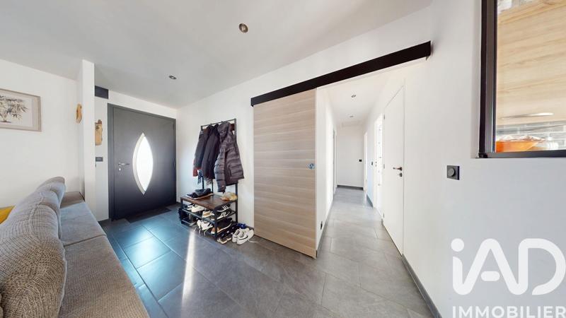 Maison - 80 m² - 5 pièces