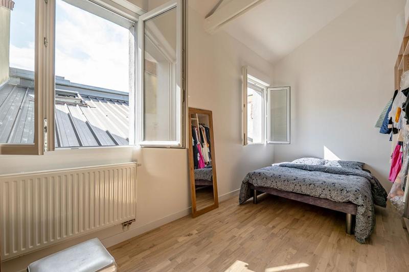 Appartement - 200 m² - 6 pièces