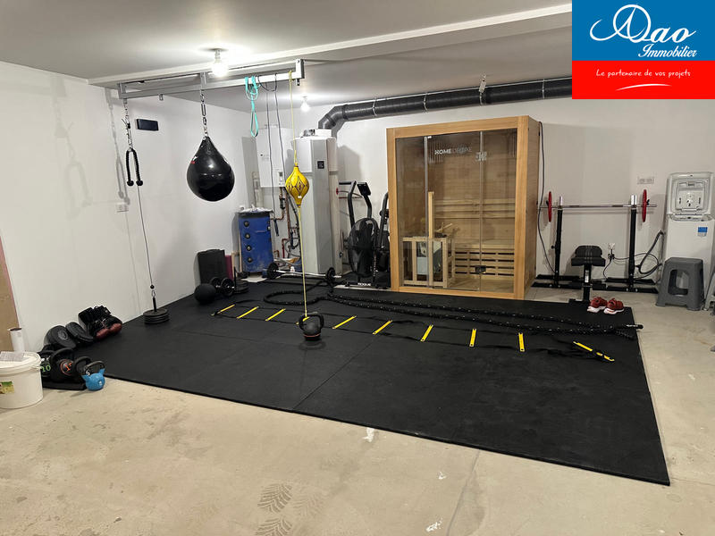 Maison - 150 m² - 5 pièces