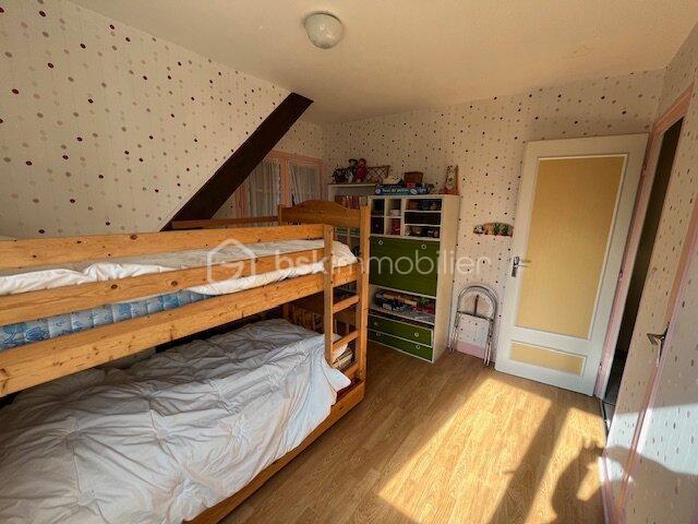 Pavillon - 144 m² - 7 pièces