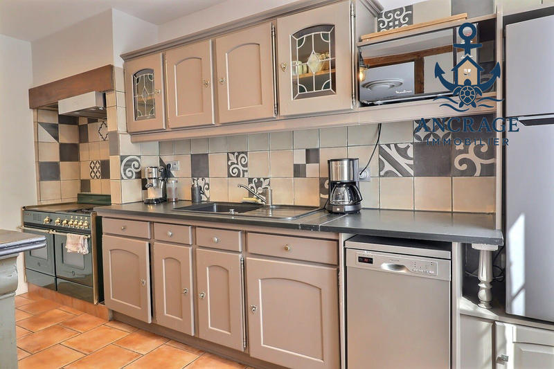 Maison ancienne - 266 m² - 9 pièces