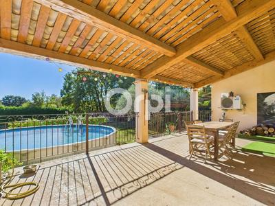 Maison - 336 m² - 11 pièces