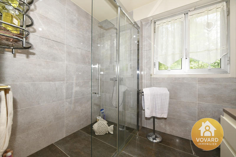 Appartement - 117 m² - 5 pièces