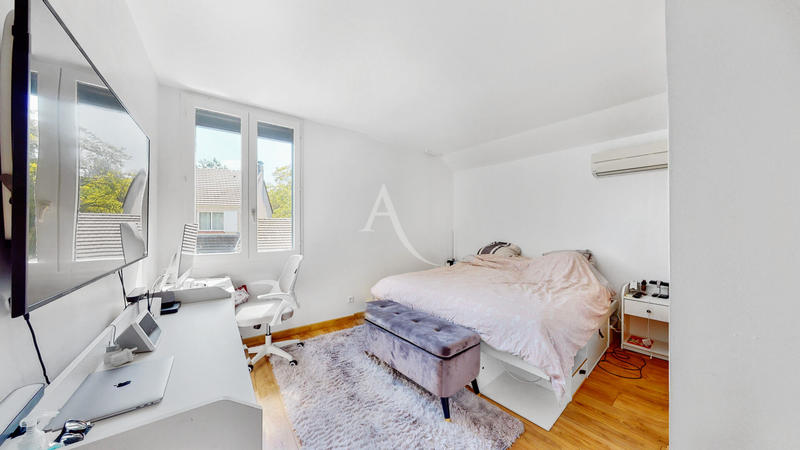 Maison - 128 m² - 5 pièces