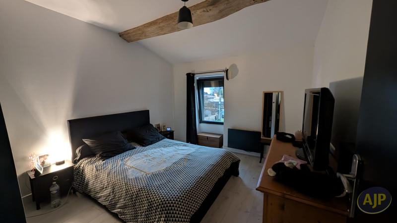 Maison - 97 m² - 4 pièces