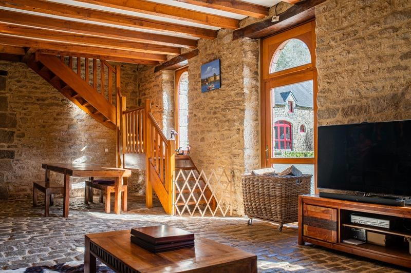 Propriété - 890 m² - 10 pièces