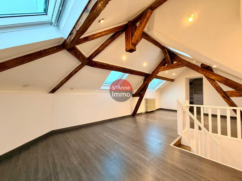 Maison - 107 m² - 6 pièces