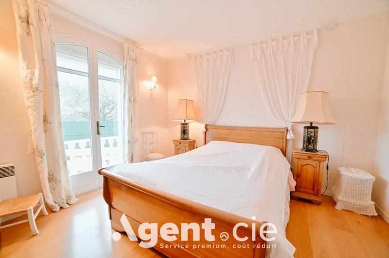 Maison - 138 m² - 4 pièces