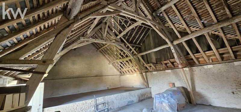 Maison - 204 m² - 9 pièces