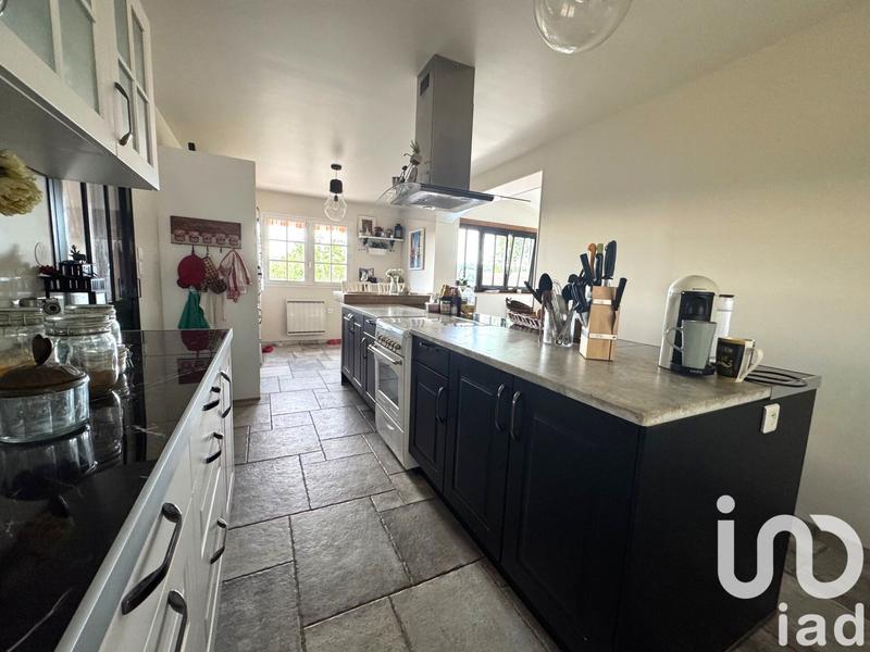 Maison - 196 m² - 6 pièces