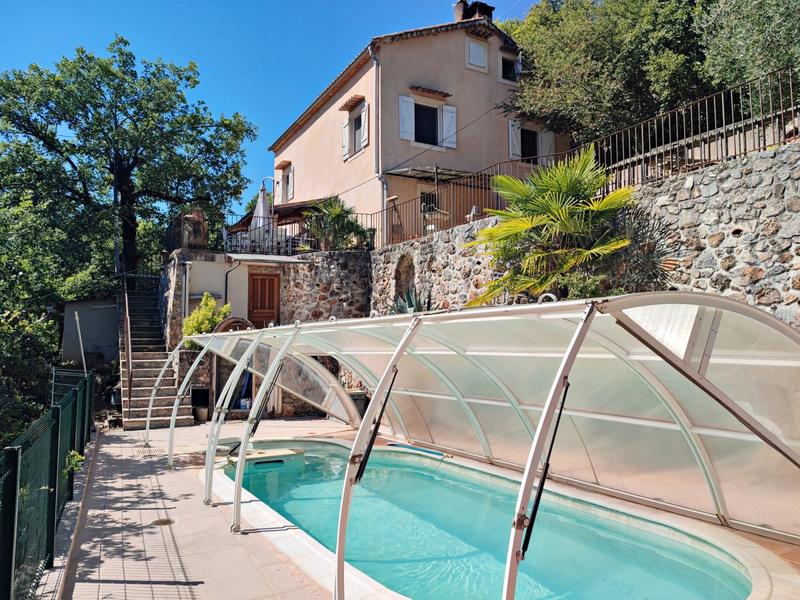 Villa - 142 m² - 5 pièces