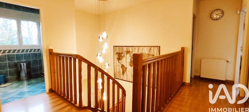 Maison - 259 m² - 8 pièces