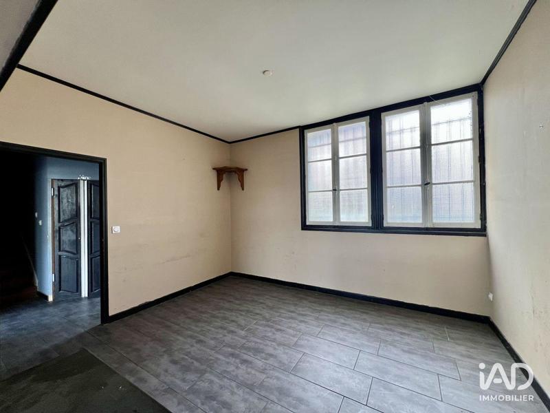 Local commercial - 176 m² - 4 pièces