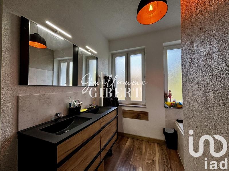 Maison - 147 m² - 7 pièces