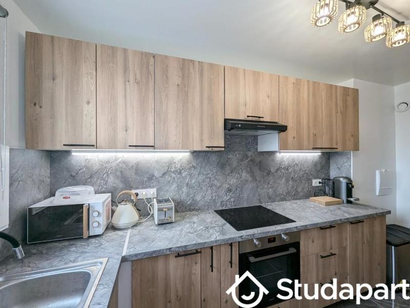 Chambre - 9 m² - 1 pièce