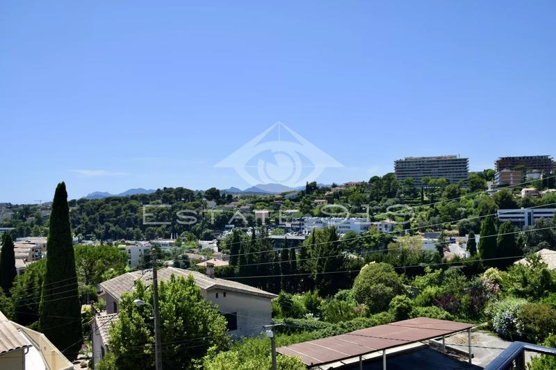 Villa - 209 m² - 10 pièces