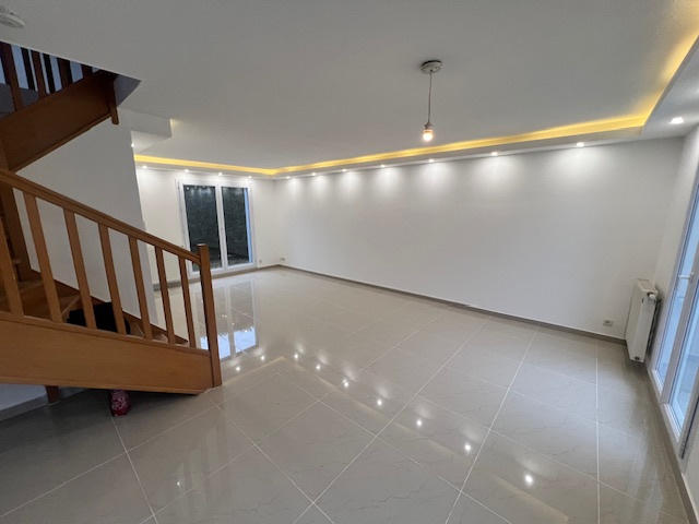 Maison - 104 m² - 5 pièces