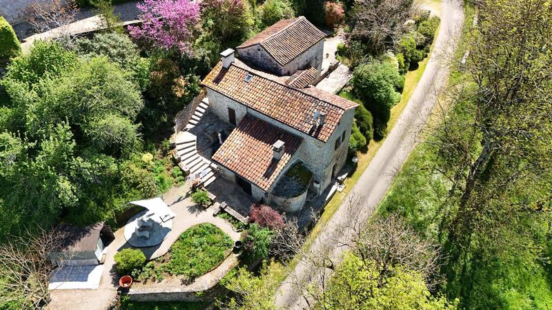 Maison - 175 m² - 5 pièces