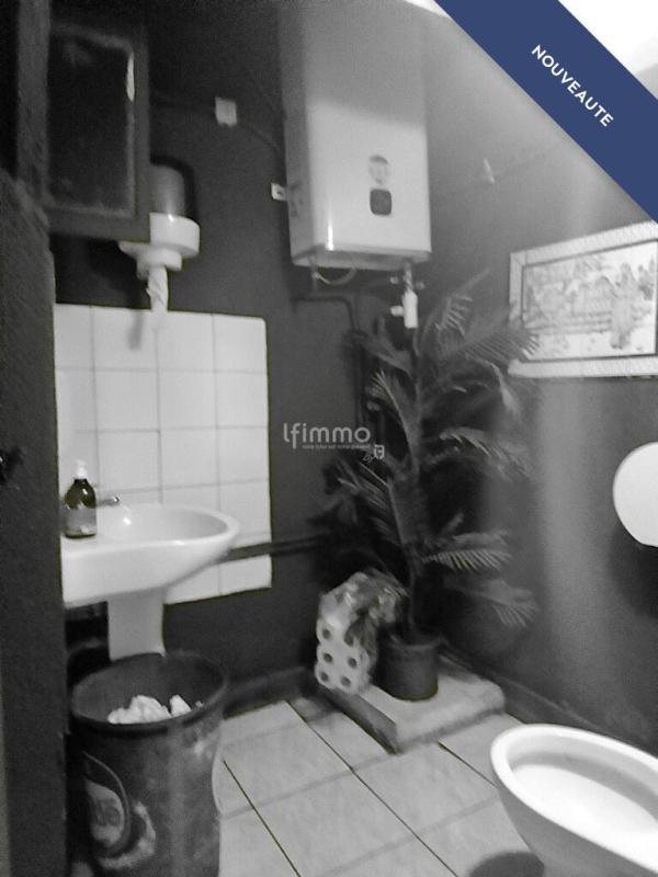 Fonds de commerce - Bureau - 64 m²