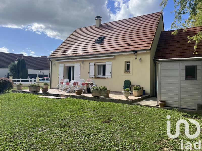 Maison - 95 m² - 5 pièces