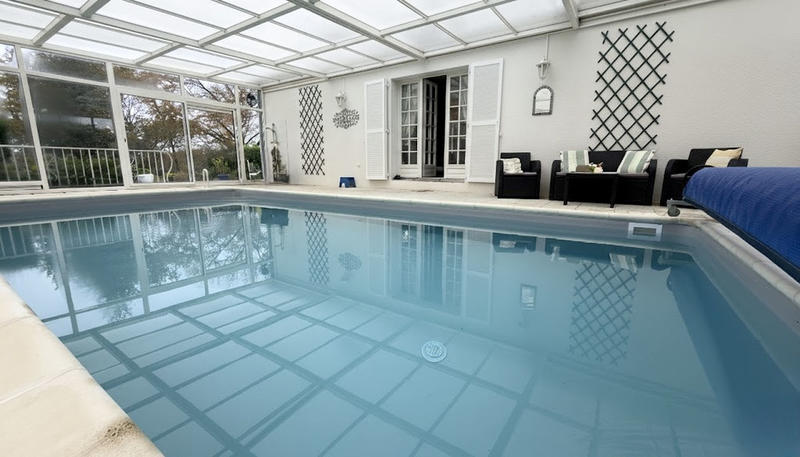 Demeure - 216 m² - 7 pièces