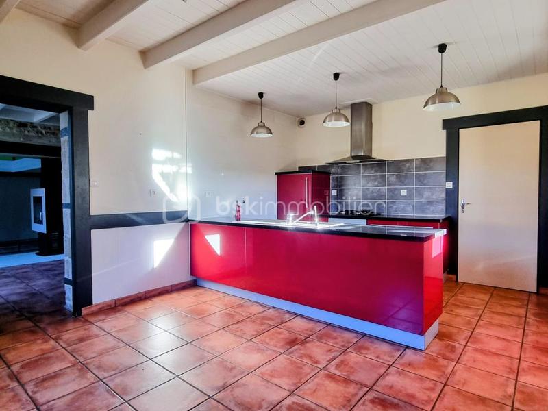 Maison en pierre - 181 m² - 5 pièces