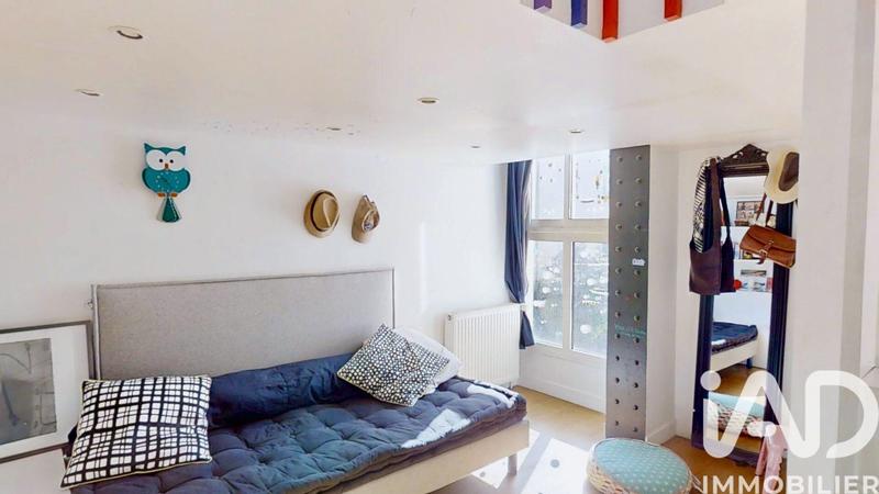 Loft - 138 m² - 6 pièces