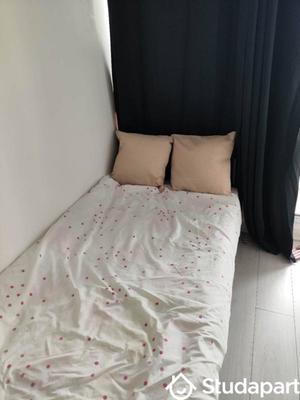 Chambre - 9 m² - 1 pièce