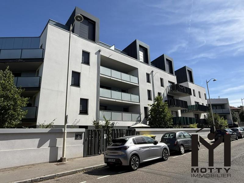 Appartement - 65 m² - 3 pièces