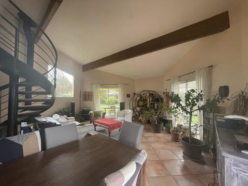 Maison - 160 m² - 7 pièces